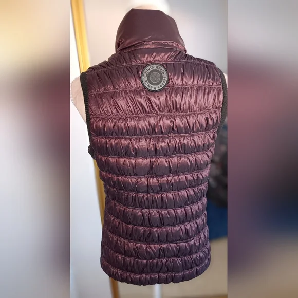 Calvin Klein~Women's Performance Down Quilted Purple Black Puffer Vest - Picture 7 of 12